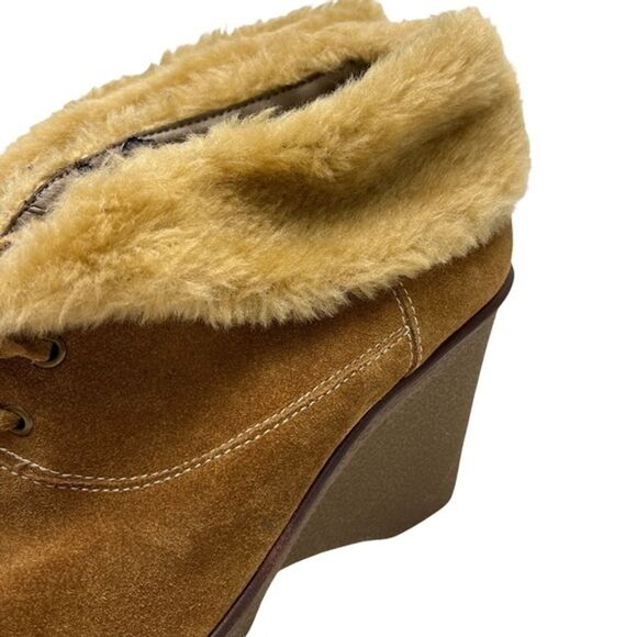 B MAKOWSKY Wedge Suede BF NELLIE Ankle Booties Real Leather Shoes Sherpa sz 10 W - Picture 8 of 16